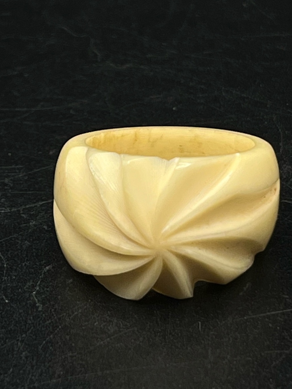 Vintage Carved Bovine Bone Cream Swirl Statement Ring 7